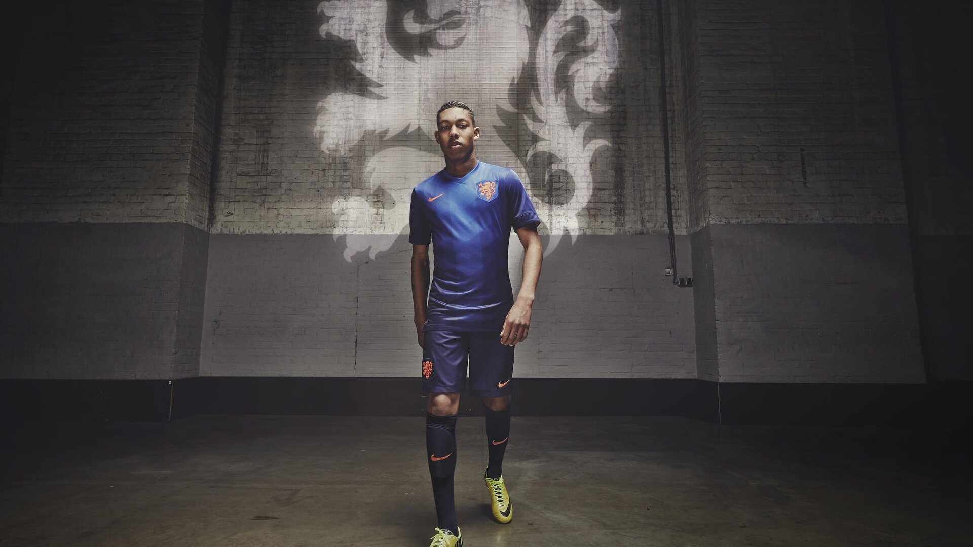 爱游戏官网-“意甲争冠局势紧张，豪门明星纷纷发光发热”，意甲十大球星